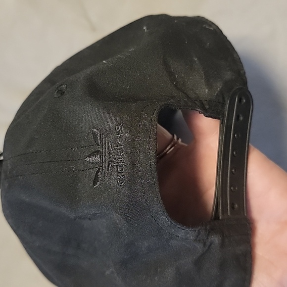 Adidas hat - Picture 2 of 4